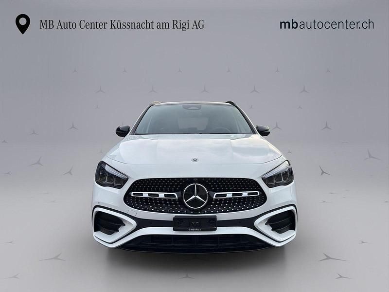 Neu Mercedes GLA220 AMG line 190 PS (139 kW) 2025 Weiss SUV