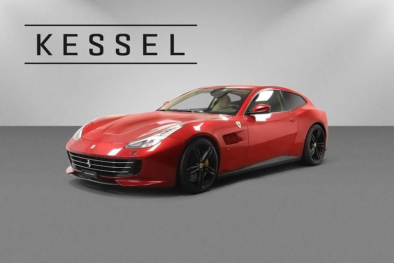 Gebraucht Ferrari GTC4Lusso 690 PS (507 kW) 2017 Rot Kombi