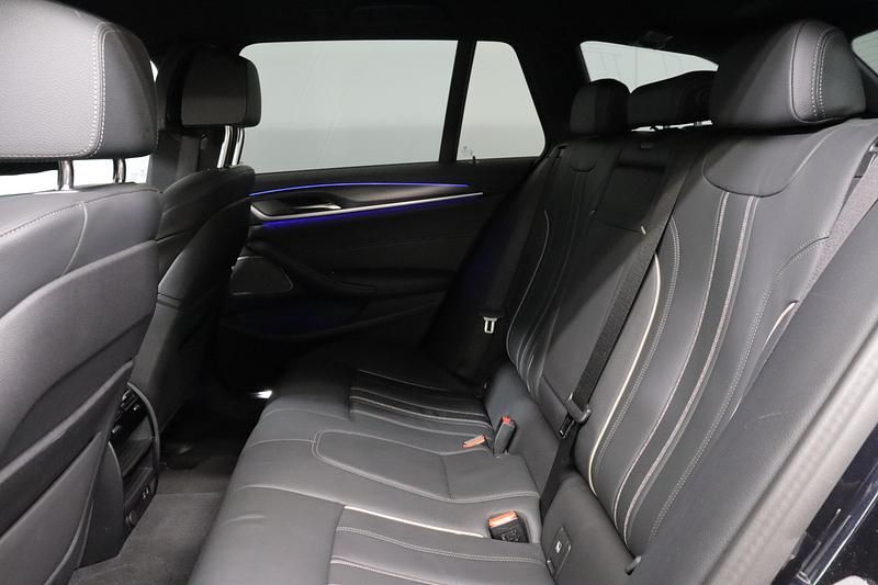 Gebraucht BMW 520 Comfort Edition 201 PS (147 kW) 2022 Schwarz Kombi