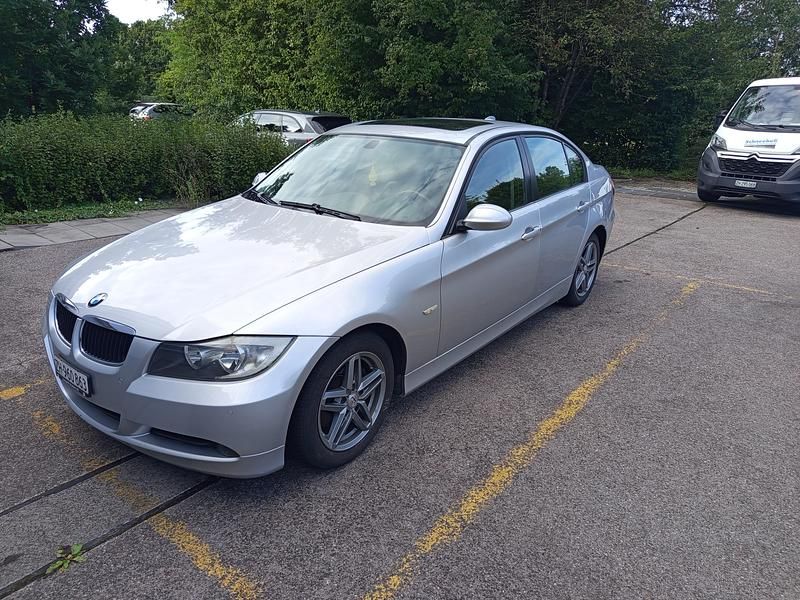 Gebraucht 2006 BMW 320 | CHF 4’300 - Bild 1/4