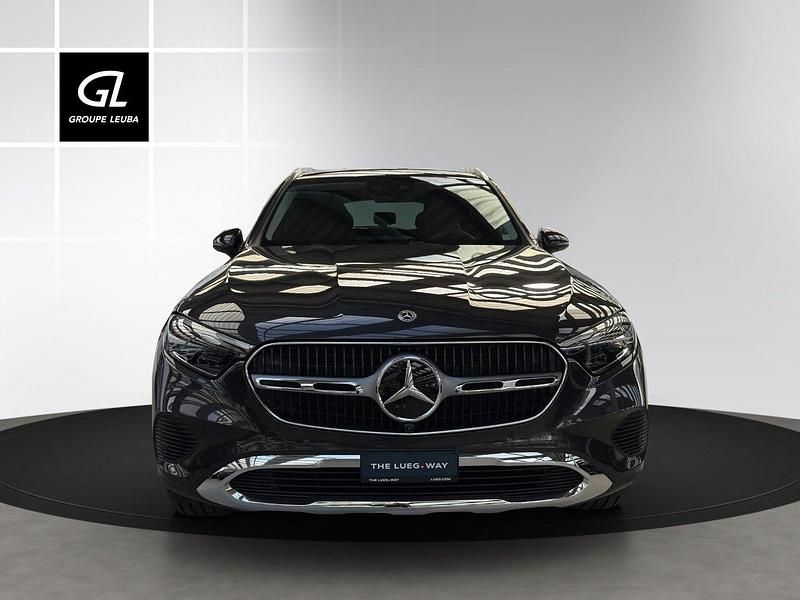 Gebraucht Mercedes GLC220 197 PS (144 kW) 2025 Grau SUV