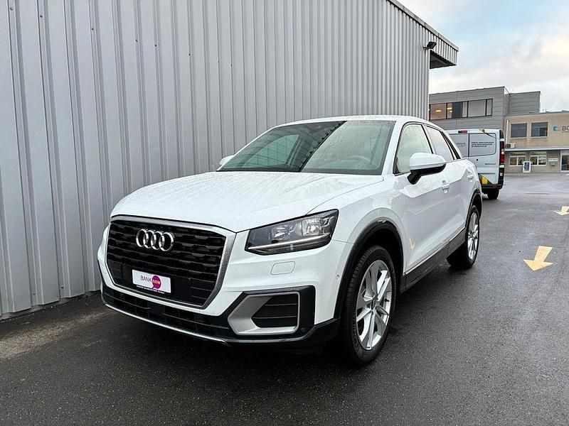 Gebraucht 2016 Audi Q2 Design SUV | CHF 14’980 (Etwas zu teuer) - Bild 1/4