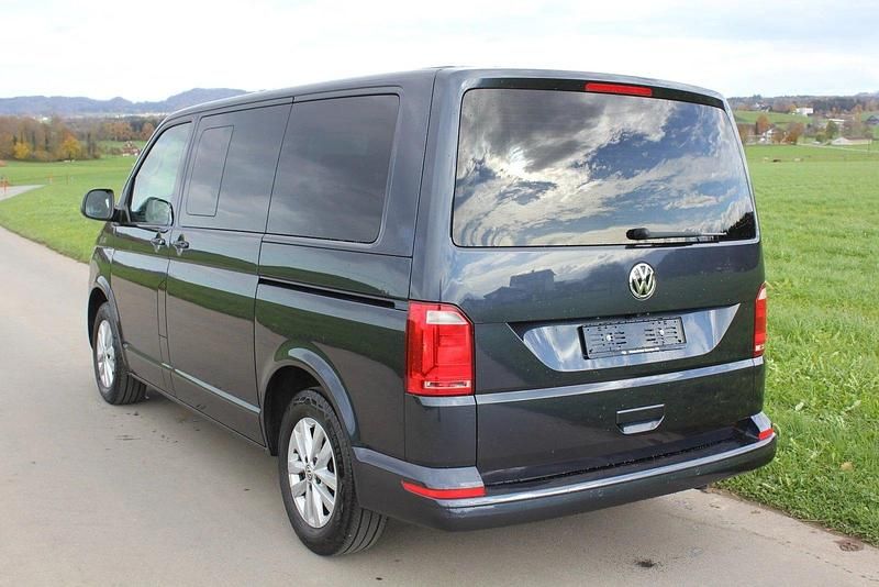 Gebraucht VW Multivan Comfortline 150 PS (110 kW) 2018 Van