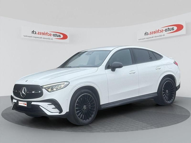 Gebraucht Mercedes GLC200 AMG line 227 PS (166 kW) 2024 SUV