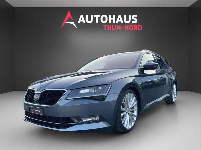 Grau Gebraucht 2017 Skoda Superb Style Kombi | CHF 21’900 (Fairer Preis) - Bild 1/4
