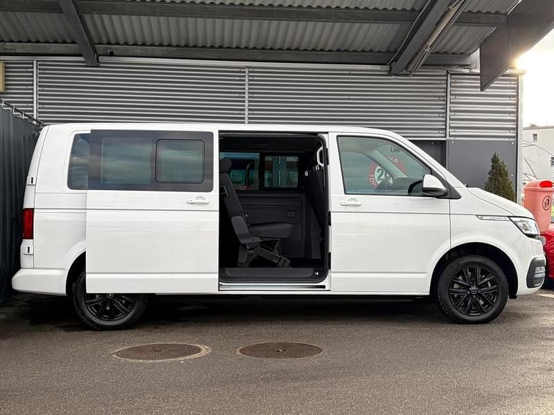 Gebraucht VW Caravelle Comfortline 204 PS (150 kW) 2021 Van / Kleinbus
