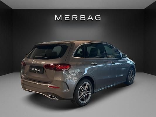 Gebraucht Mercedes B250e 163 PS (119 kW) 2023 Grau Van / Kleinbus