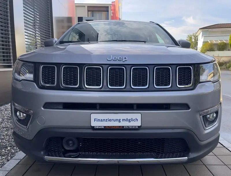 Gebraucht Jeep Compass Limited 140 PS (102 kW) 2018 SUV