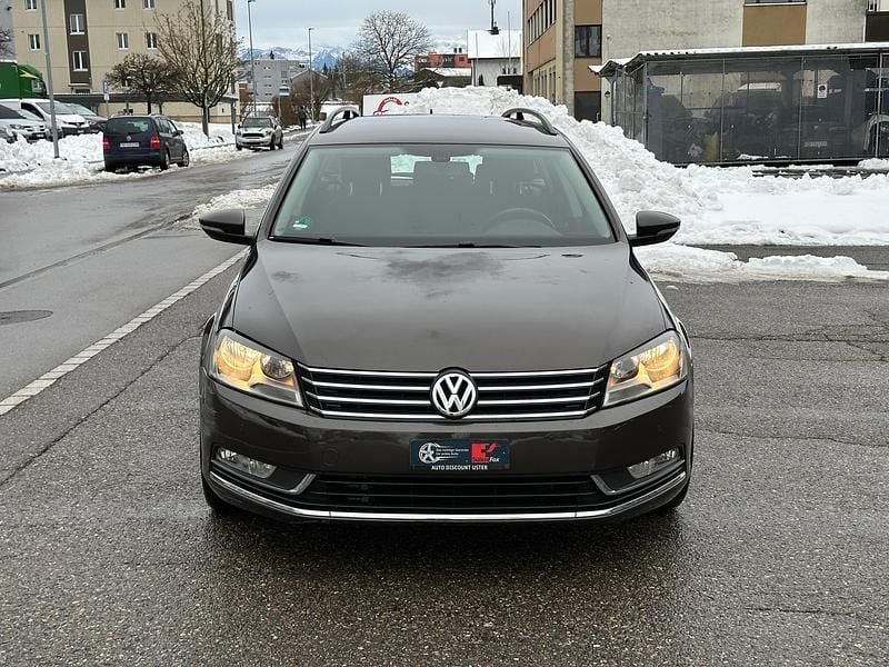 Gebraucht VW Passat Highline 160 PS (117 kW) 2012 Kombi