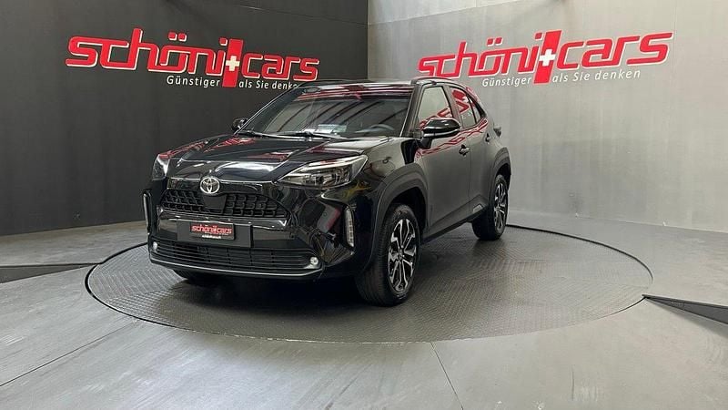 Neu Toyota Yaris Hybrid Trend 130 PS (95 kW) 2025 Schwarz Kleinwagen