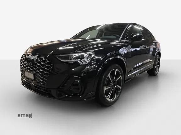 Neu Audi Q3 Sportback Attraction 150 PS (110 kW) 2025 Mythosschwarz metallic SUV