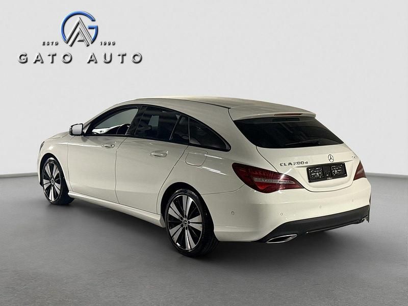 Gebraucht Mercedes CLA200 Shooting Brake AMG line 136 PS (100 kW) 2017 Kombi