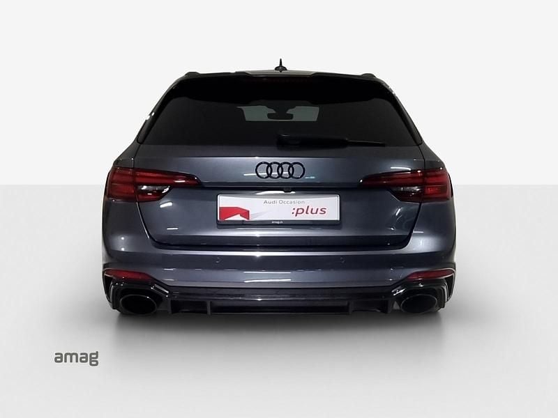 Gebraucht Audi RS4 Ambiente 450 PS (330 kW) 2018 Daytonagrau perleffekt Kombi