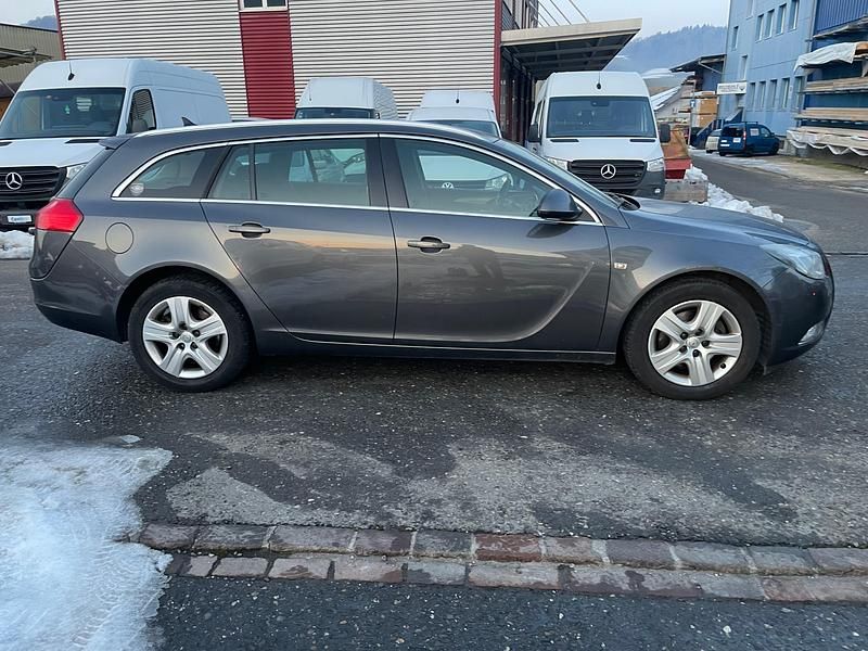 Gebraucht Opel Insignia Cosmo 160 PS (117 kW) 2011 Kombi