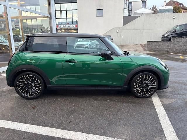 Gebraucht Mini Cooper S 204 PS (150 kW) 2024 Kleinwagen