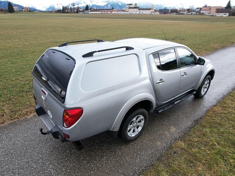 Gebraucht Mitsubishi L200 Intense 178 PS (130 kW) 2015 Abholung