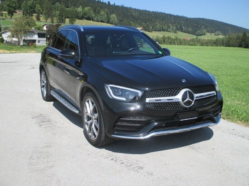 Gebraucht Mercedes GLC300 AMG line 245 PS (180 kW) 2020 SUV