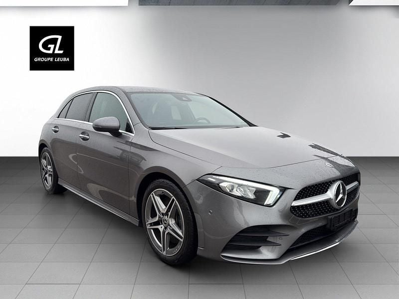 Grau Gebraucht 2022 Mercedes A250 AMG line Limousine | CHF 31’900 (Superpreis) - Bild 1/4