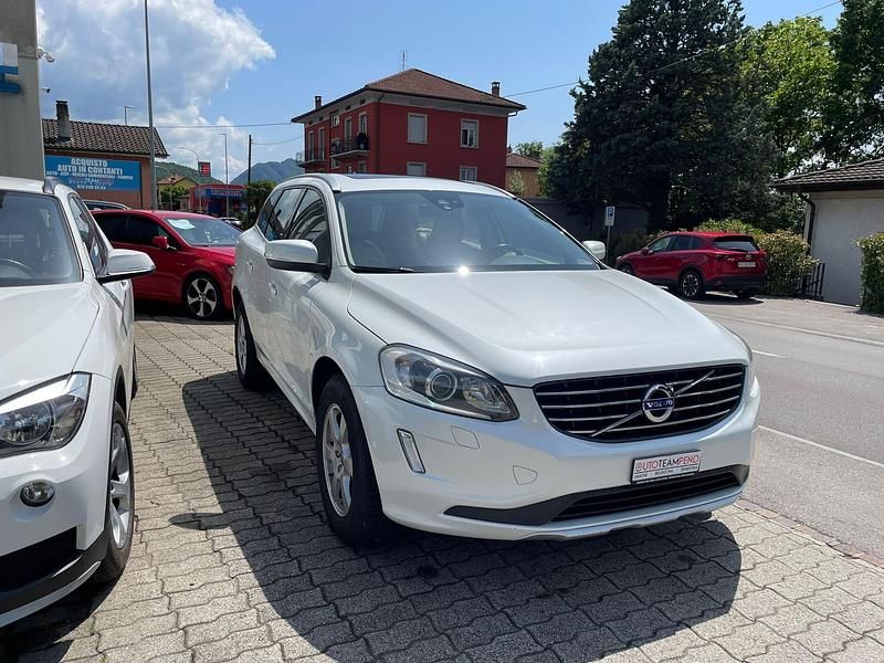 Gebraucht Volvo XC60 R-Design Summum 240 PS (176 kW) 2014 SUV