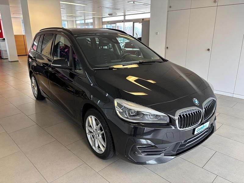 Gebraucht BMW 218 Gran Tourer Sport Line 150 PS (110 kW) 2022 Van / Kleinbus