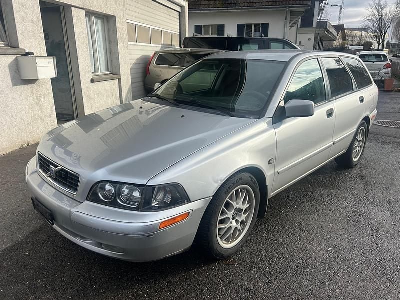 Gebraucht Volvo V40 116 PS (85 kW) 2002 Kombi