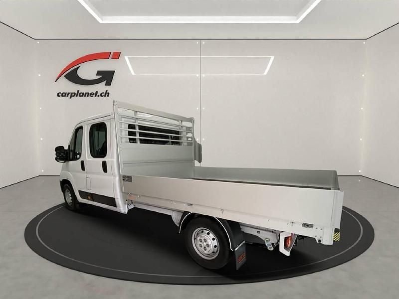 Weiss Gebraucht 2023 Peugeot Boxer Van | CHF 44’900 (Teuer) - Bild 1/4