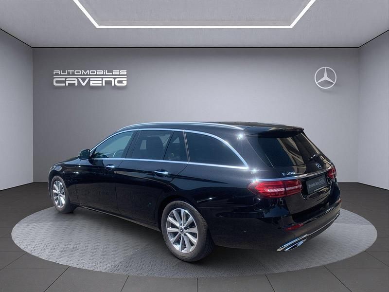 Gebraucht Mercedes E200 Avantgarde 197 PS (144 kW) 2021 Kombi