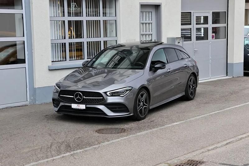 Gebraucht Mercedes CLA250 AMG line 224 PS (164 kW) 2025 Gray Limousine