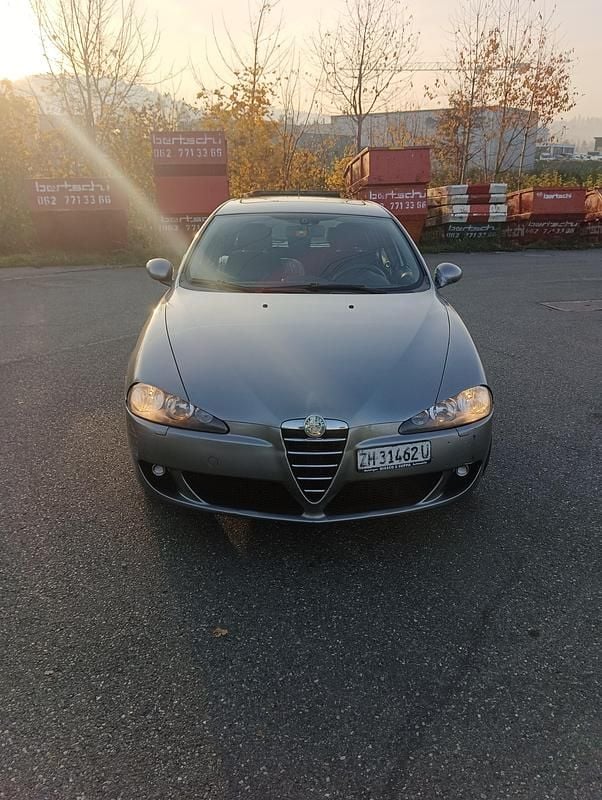 Gebraucht 2005 Alfa Romeo 147 Distinctive Kleinwagen | CHF 699 (Fairer Preis) - Bild 1/4