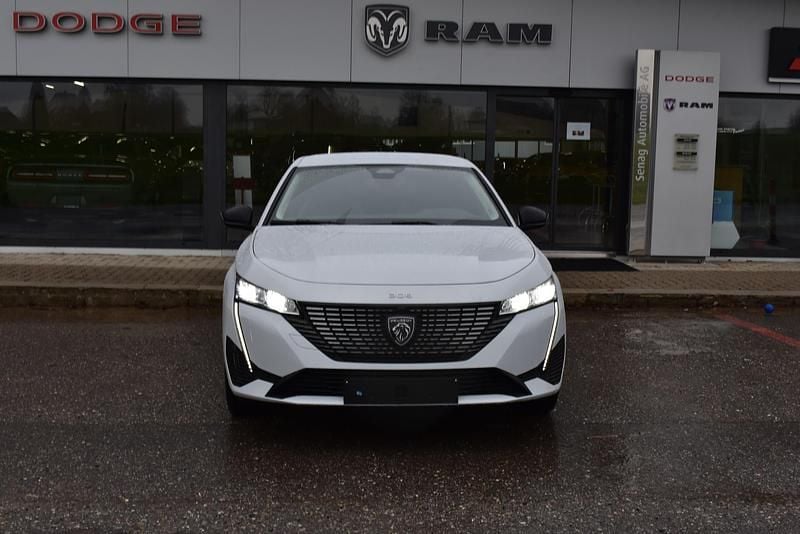 Weiss Neu 2025 Peugeot e-308 SW Allure Kombi | CHF 26’500 - Bild 1/4