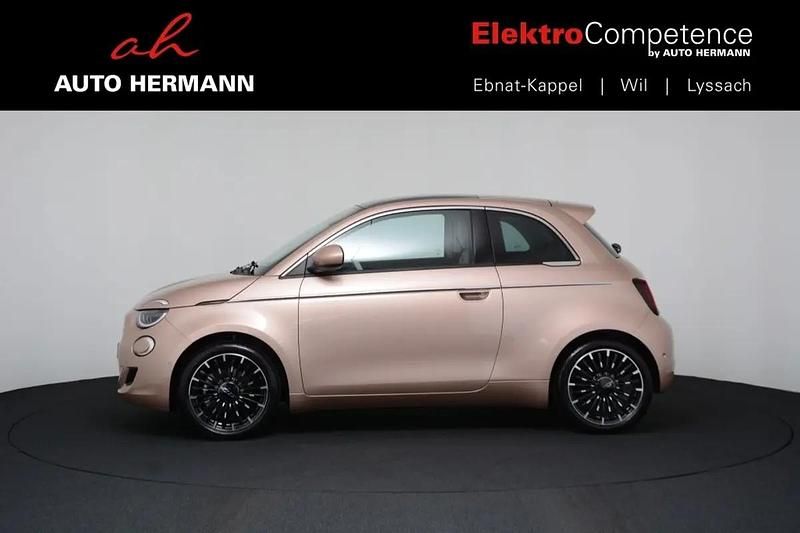 Neu Fiat 500e La Prima 87 kW (119 PS) 2025 Gold Kleinwagen