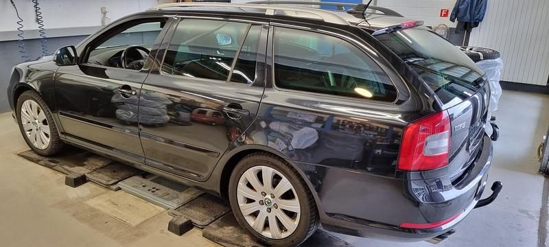 Gebraucht Skoda Octavia RS 200 PS (147 kW) 2012 Kombi