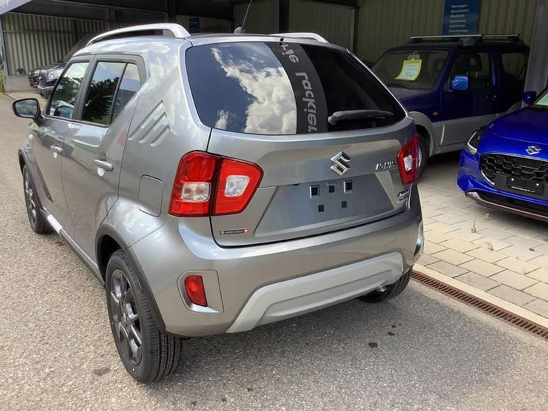 Neu Suzuki Ignis 83 PS (61 kW) 2025 Silber Limousine
