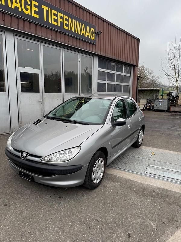 Gebraucht Peugeot 206 69 PS (50 kW) 2005