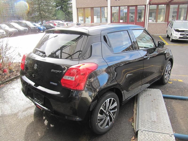 Gebraucht Suzuki Swift 83 PS (61 kW) 2024 Kleinwagen