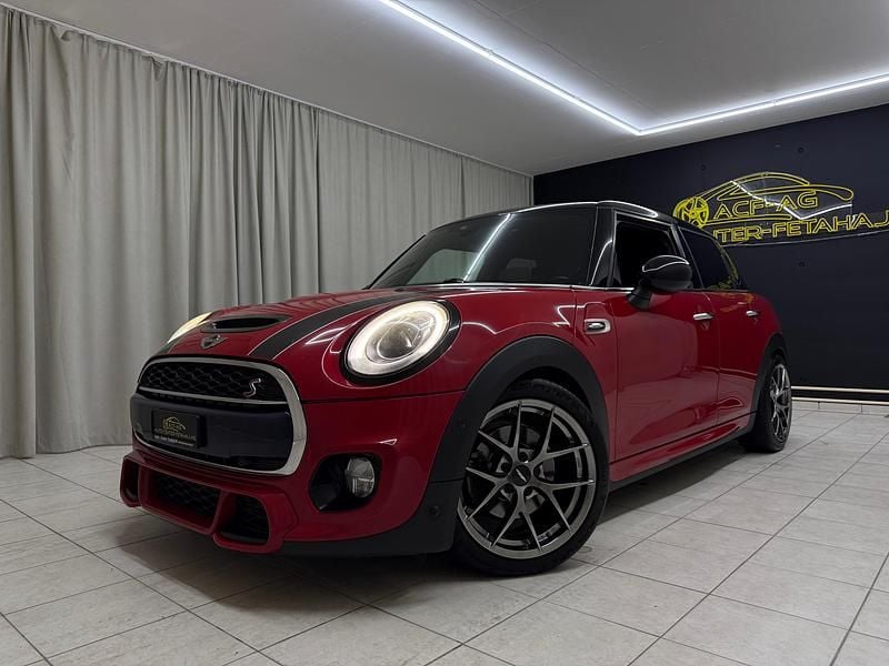 Rot Gebraucht 2017 Mini Cooper S Kleinwagen | CHF 13’999 (Fairer Preis) - Bild 1/4