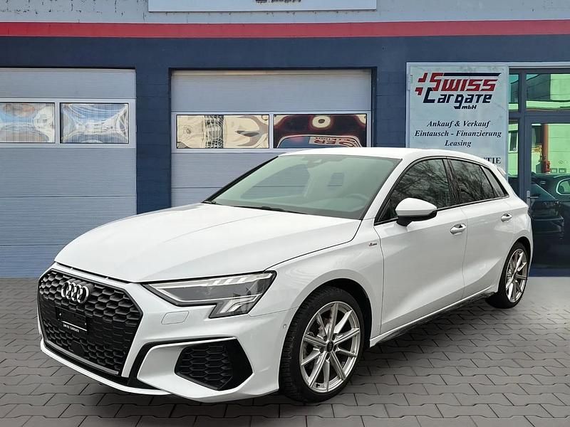 Gebraucht Audi A3 Sportback e-tron S-Line 150 PS (110 kW) 2023 Kleinwagen