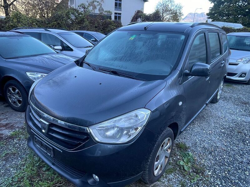 Gebraucht 2013 Dacia Lodgy Ambiance Van / Kleinbus | CHF 3’500 (Teuer) - Bild 1/4