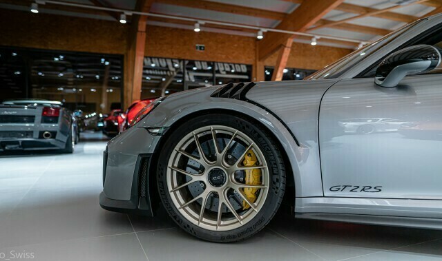 12 Porsche 911 GT2 RS gebraucht kaufen - AutoUncle