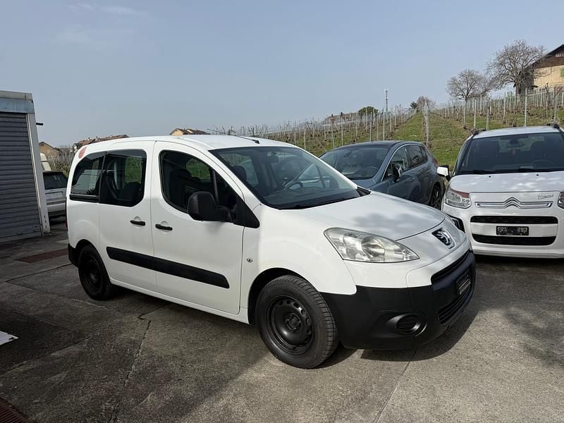 Gebraucht Peugeot Partner 98 PS (72 kW) 2012