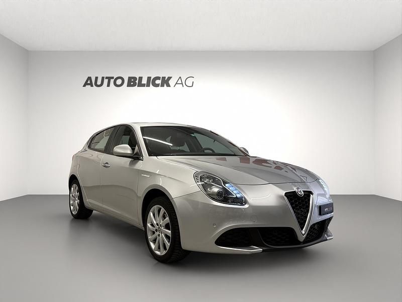 Gebraucht Alfa Romeo Giulietta 120 PS (88 kW) 2018 Kleinwagen
