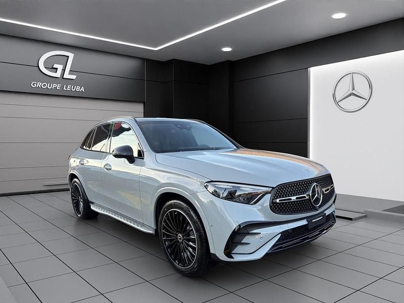 Neu Mercedes GLC220 197 PS (144 kW) 2026 Grau SUV