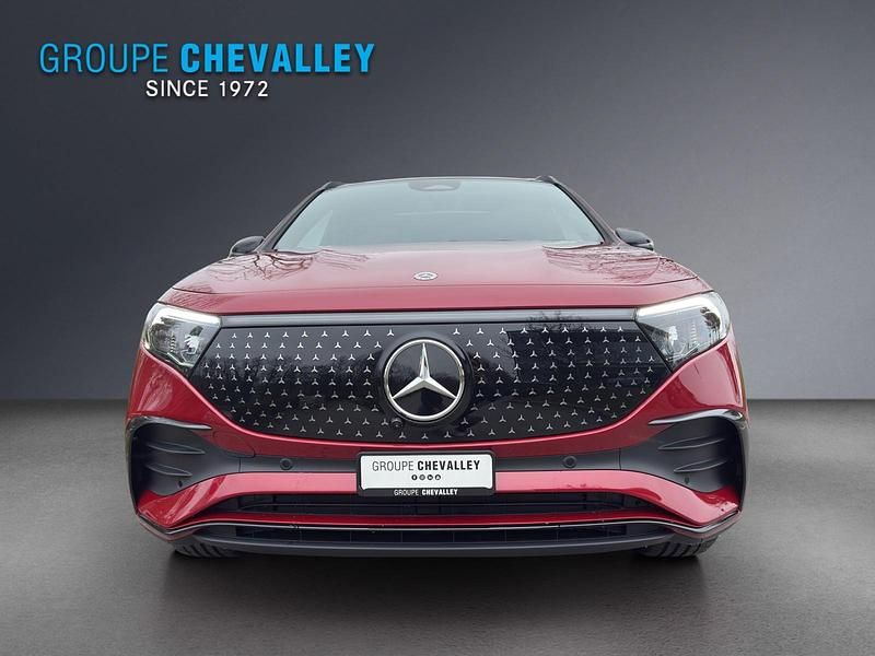 Neu Mercedes EQA300 167 kW (228 PS) 2025 Rot SUV