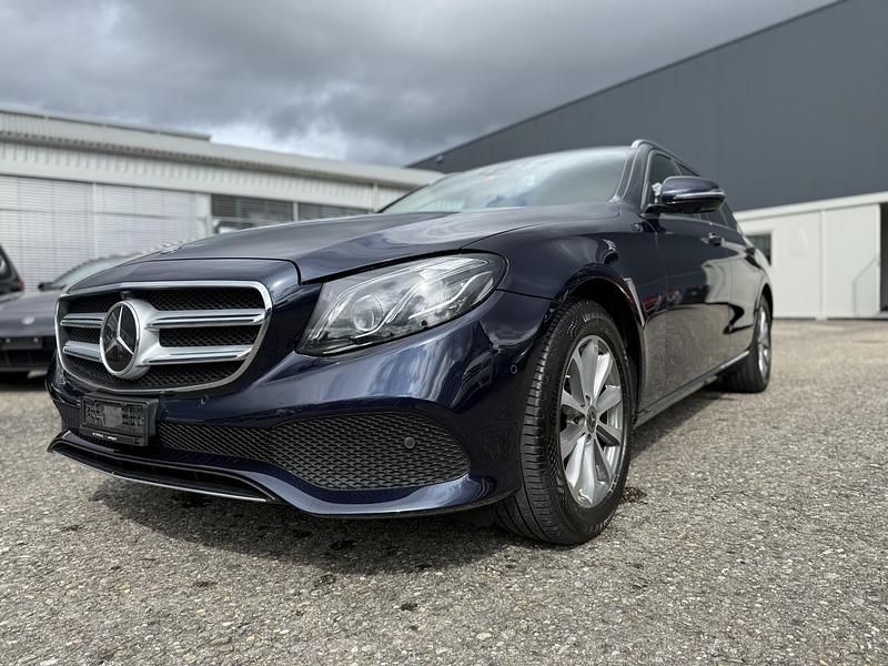 Gebraucht Mercedes E220 Avantgarde 194 PS (142 kW) 2018