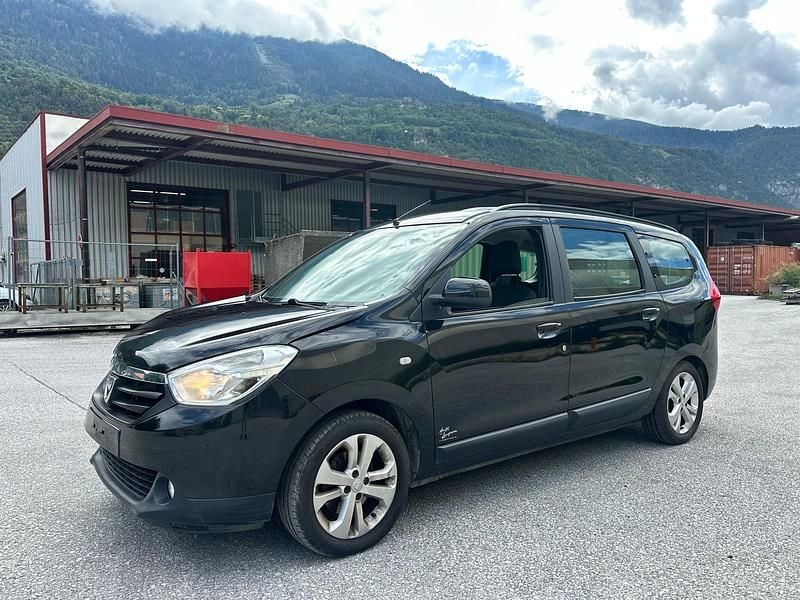 Gebraucht 2013 Dacia Lodgy Ambiance Van / Kleinbus | CHF 2’300 (Superpreis) - Bild 1/4