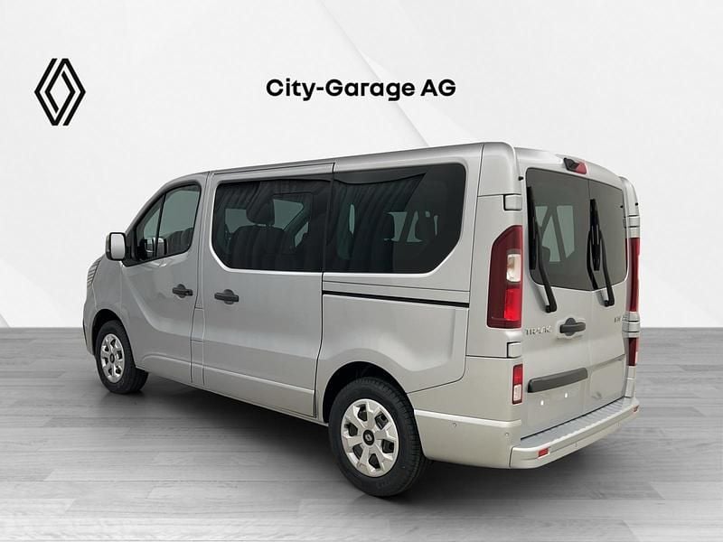 Gebraucht Renault Trafic 170 PS (125 kW) 2024 Silber Van / Kleinbus