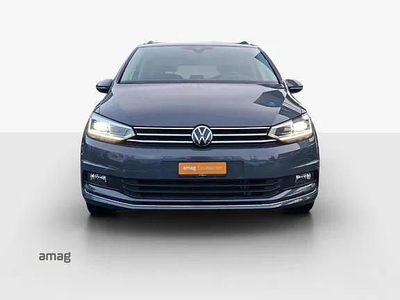 Delfingrau metallic Gebraucht 2024 VW Touran Highline Van / Kleinbus | CHF 37’490 (Teuer) - Bild 1/4