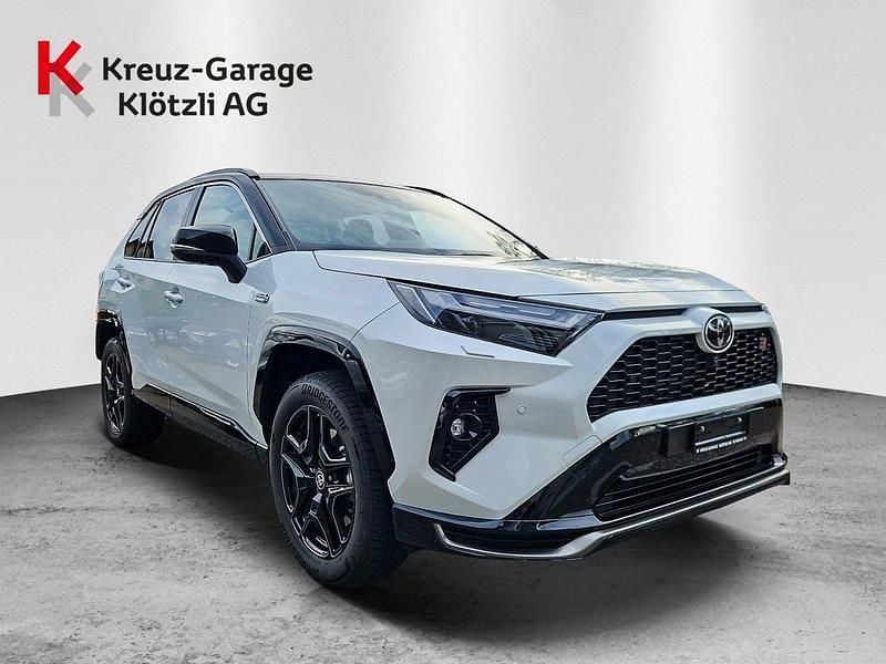 Weiss Neu 2025 Toyota RAV4 Hybrid Sport SUV | CHF 59’700 (Fairer Preis) - Bild 1/4