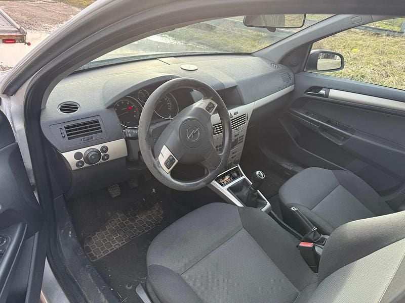 Gebraucht Opel Astra Enjoy 115 PS (84 kW) 2007