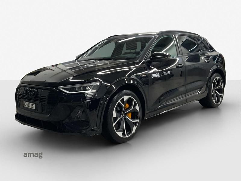 Noir brillant Gebraucht 2021 Audi e-tron Comfort SUV | CHF 34’500 (Guter Preis) - Bild 1/4